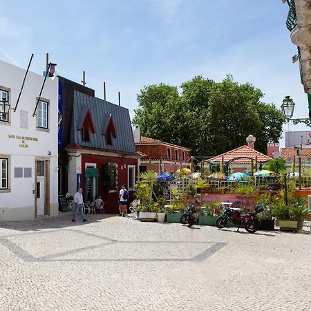 Yellow Studios In Cascais Апартаменты Кашкайш